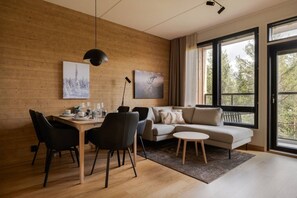 Fernseher, Stereoanlage