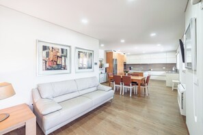Premium Villa, 3 Bedrooms, Private Pool | Living area | 1-cm flat-screen TV with satellite channels - Feel Discovery Casa do Pinheiro (Cesar, Oliveira de Azeméis)