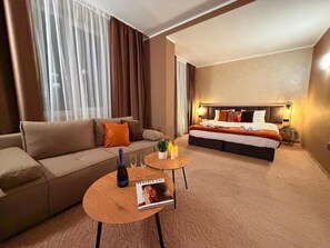 Blackout drapes, soundproofing, iron/ironing board, free WiFi - Hotel NIRA (Sofia)