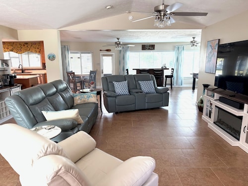 Deep Water Canal with 20' Floating Dock and Game Room