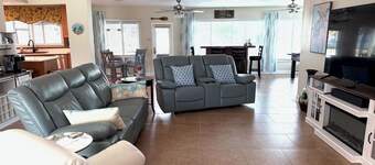 Deep Water Canal with 20' Floating Dock and Game Room