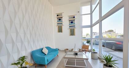 Dept. 3rd Floor in the Pacífico 2800 Condominium