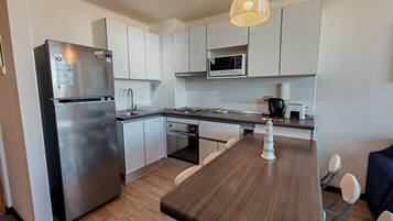 Fridge, microwave, oven, toaster