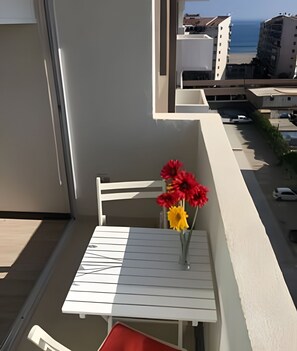 Outdoor dining - Vrbo Property (La Serena)
