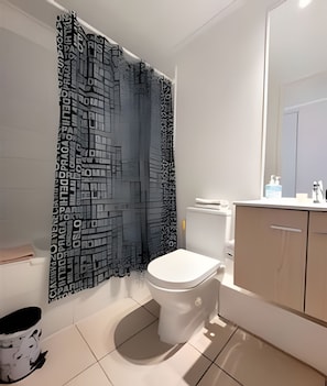 Bathroom - Vrbo Property (La Serena)