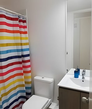 Bathroom - Vrbo Property (La Serena)