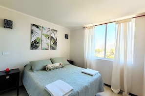 Iron/ironing board, Internet, bed sheets - 5th-floor apartment in a condo. Pacific 2800 (La Serena)