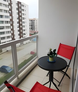 Outdoor dining - Vrbo Property (La Serena)
