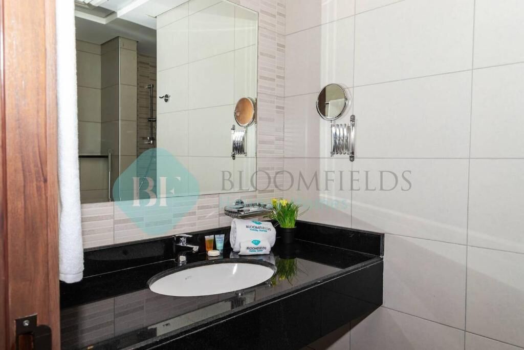 Apartment, Balcony | Bathroom