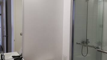 Hair dryer, towels