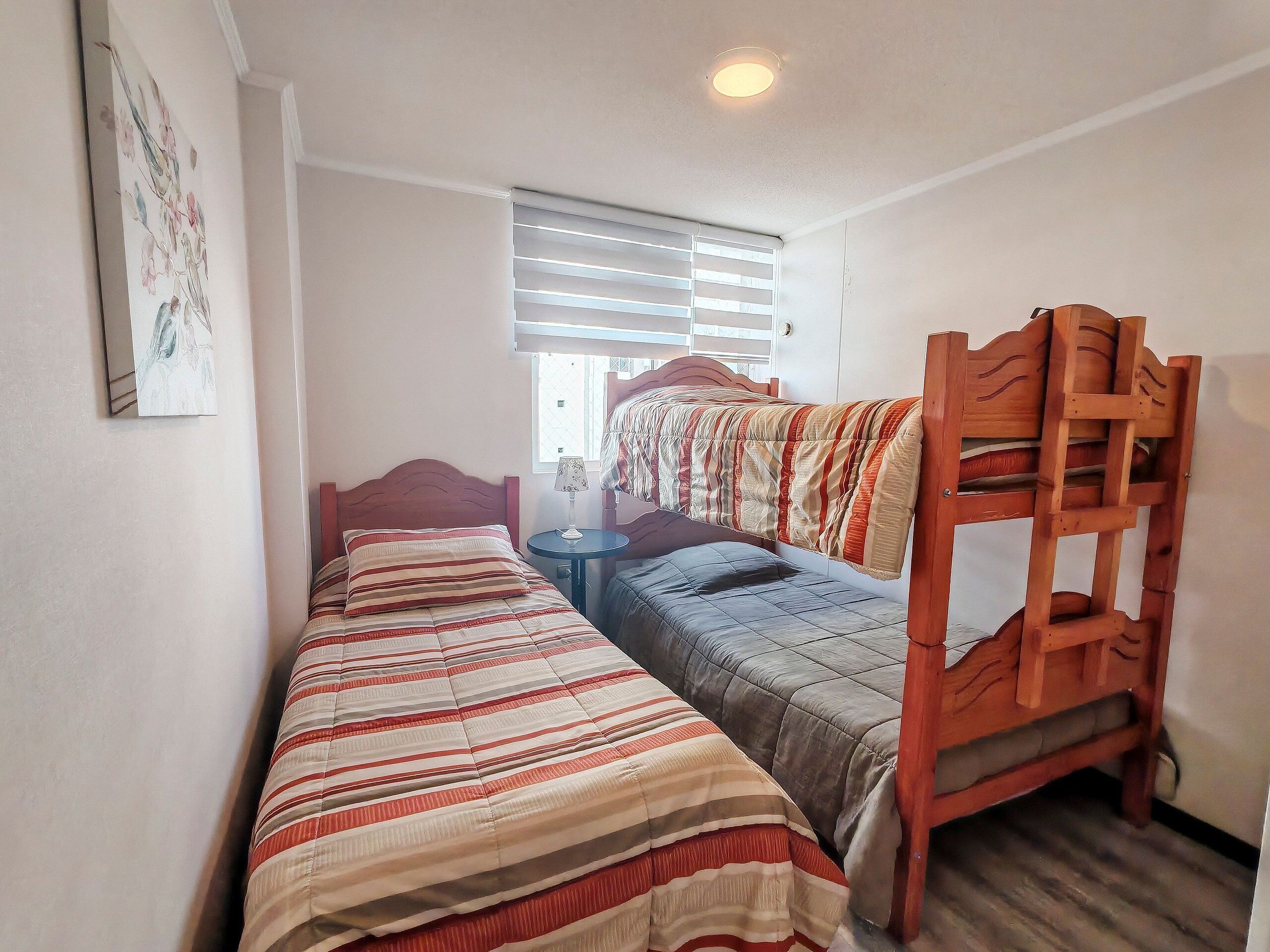 2 bedrooms, iron/ironing board, internet, bed sheets