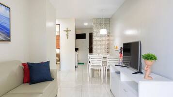 Apartment, 2 Bedrooms | Living area