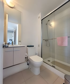 Bathroom - Vrbo Property (La Serena)