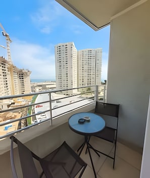 Outdoor dining - Vrbo Property (Coquimbo)