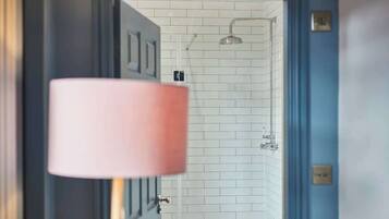 Shower, hair dryer, shampoo