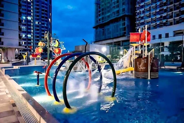 Outdoor pool - Bali Residence - Melaka Kota Syahbandar  (Melaka)