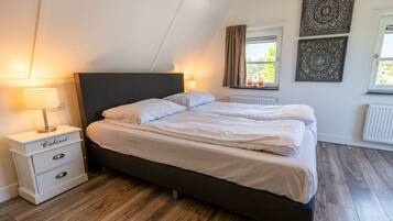 House | 4 bedrooms, individually furnished