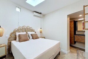Iron/ironing board, free WiFi - Luxury villa in the dunes, 300 meters from the water (Torreilles)