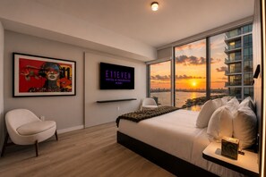 1 bedroom, iron/ironing board, travel cot, WiFi - Luxury E11EVEN 1BR Skyline Views & ELITE Amenities (Miami)