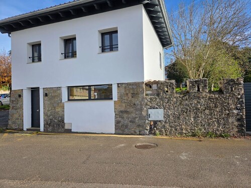 House with a garden in Colunga