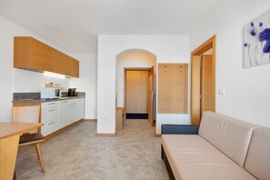TV, table tennis - Apartment 'Economy' with View (Tirol)