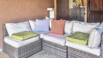 House, Garden View | Interior