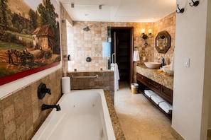 Bathroom - Luxury Oceanfront Getaway in Cabo San Lucas (El Paraje)
