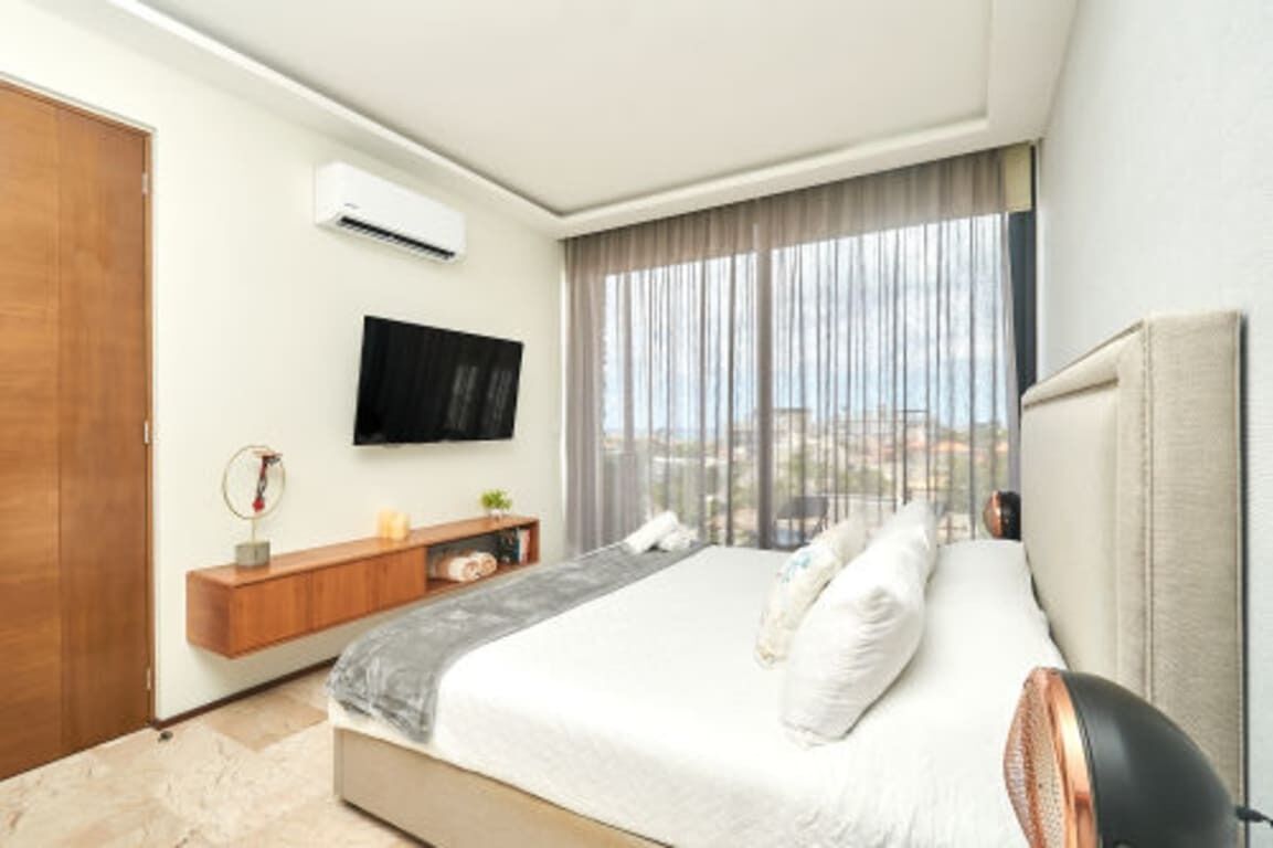 2 bedrooms, bed sheets