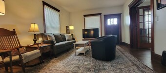 Perfect 3-bedroom farmhouse in country setting in lovely Wauseon