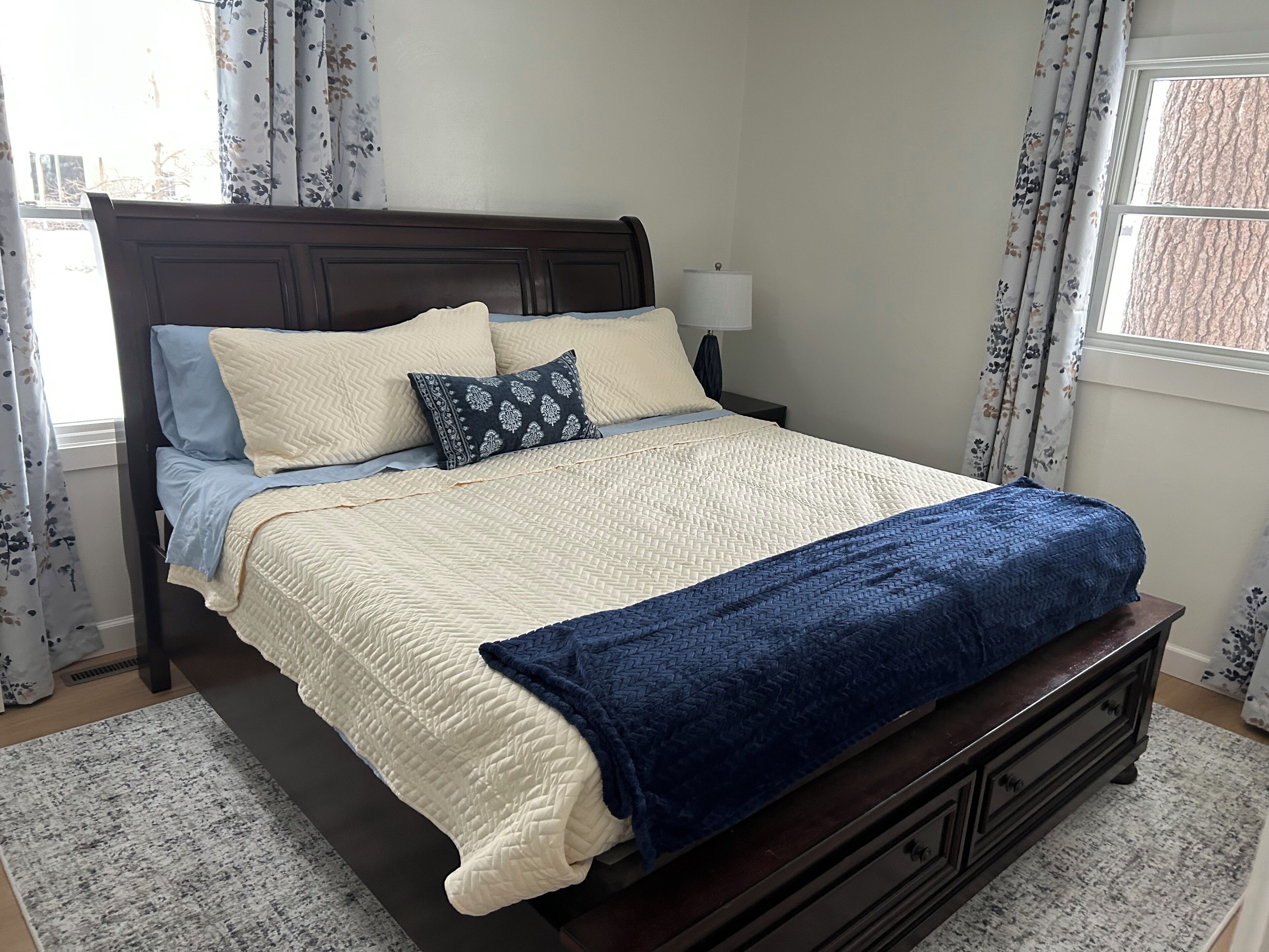 3 chambres, fer et planche à repasser, Wi-Fi gratuit, draps fournis