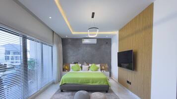 1 bedroom, desk, iron/ironing board, free WiFi