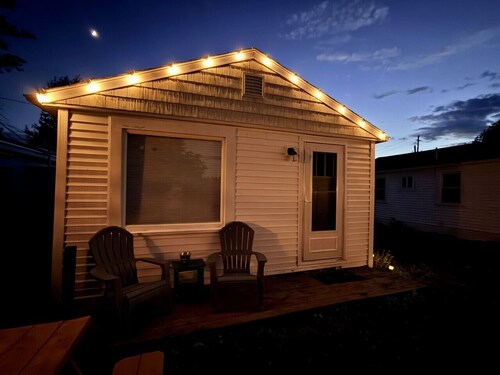 Wonderful and Quaint GOTL Cottage- Pet Friendly!