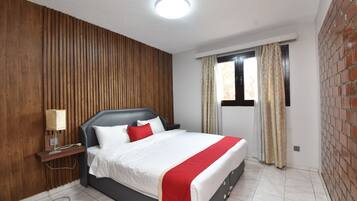 Deluxe Apartment, 3 Bedrooms, Balcony, City View | WiFi (free)