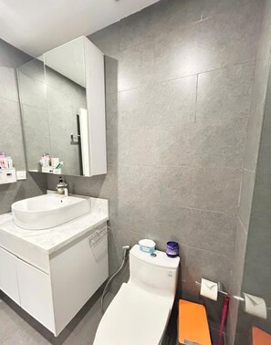 Superior Studio Suite, Balcony, Garden View | Bathroom - Lumiere Home by Henry Nguyen  (Ho Chi Minh City)