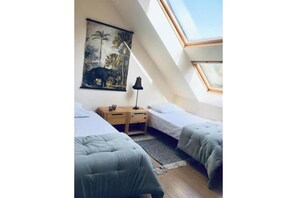 Internet, bed sheets - Vrbo Property (Ploërdut)