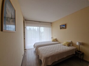 Room - Apartment in Mandelieu-la-Napoule (Mandelieu-la-Napoule)