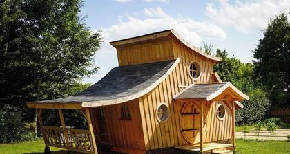 La maison de Hobbit de L'Orée des 4 chemins
