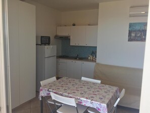 Dining - Casa Marea Second Floor with Sea View, Wi-Fi and Air Conditioning (Marzamemi)