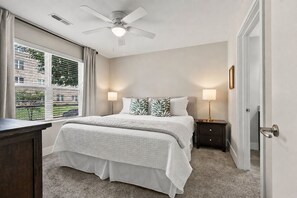 2 Schlafzimmer, Bügeleisen/Bügelbrett, kostenloses WLAN, Bettwäsche