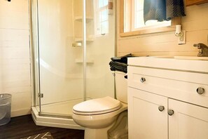 Bathroom - Wanee Lake Golf & RV Resort (Ashburn)