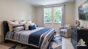 3 bedrooms, iron/ironing board, free WiFi, bed sheets - Superb 3-bedroom apartment walking distance to the historical  in Buena Vista (Buena Vista)