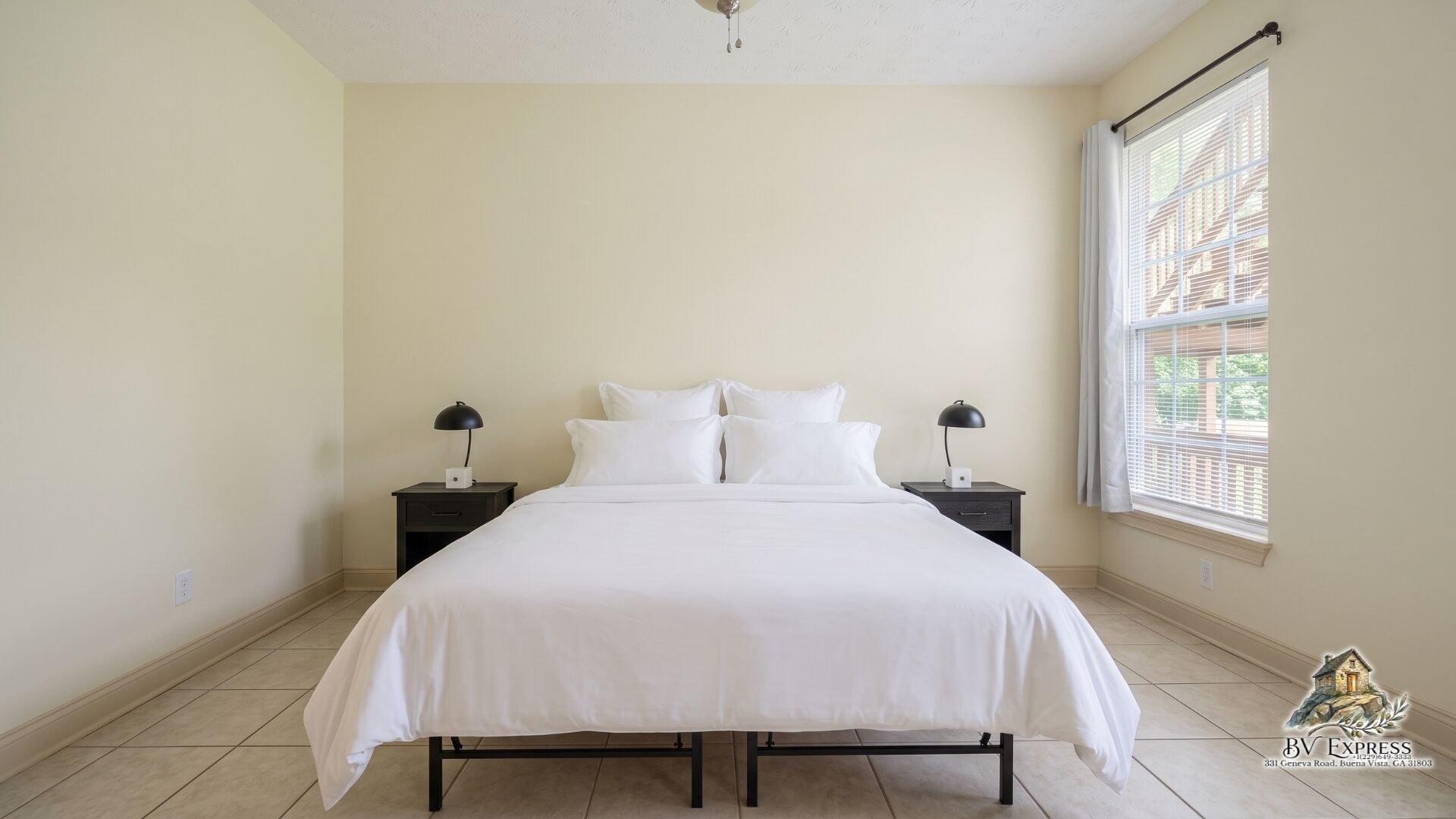 3 chambres, fer et planche à repasser, Wi-Fi gratuit, draps fournis