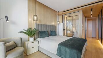 3 chambres, bureau, Wi-Fi, draps fournis