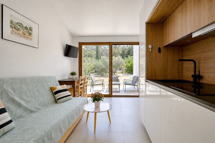 Studio « Jk » Avec Terrasse Privée Et Wi-fi - Roquevaire