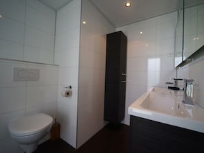 Ferienhaus | Badezimmer