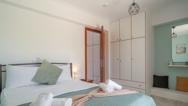 Unclassified image, 1 of 24, button - Apartment 'Flo's  6' with Shared Garden, Wi-Fi and Air Conditioning (Missolonghi)