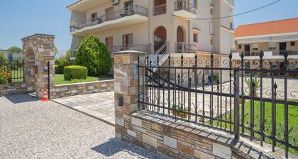 Apartment 'Flo's 7' with Shared Garden, Wi-Fi and Air Conditioning