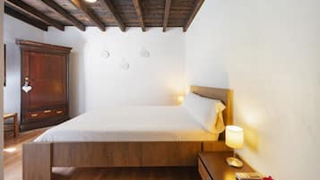 WiFi, bed sheets