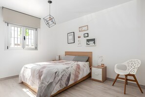 2 Schlafzimmer, Bügeleisen/Bügelbrett, WLAN, Bettwäsche