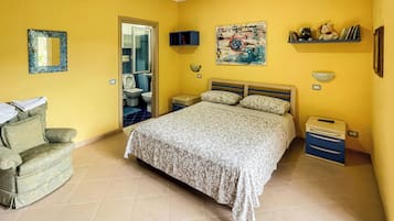 Basic Room, Balcony, City View | Free WiFi